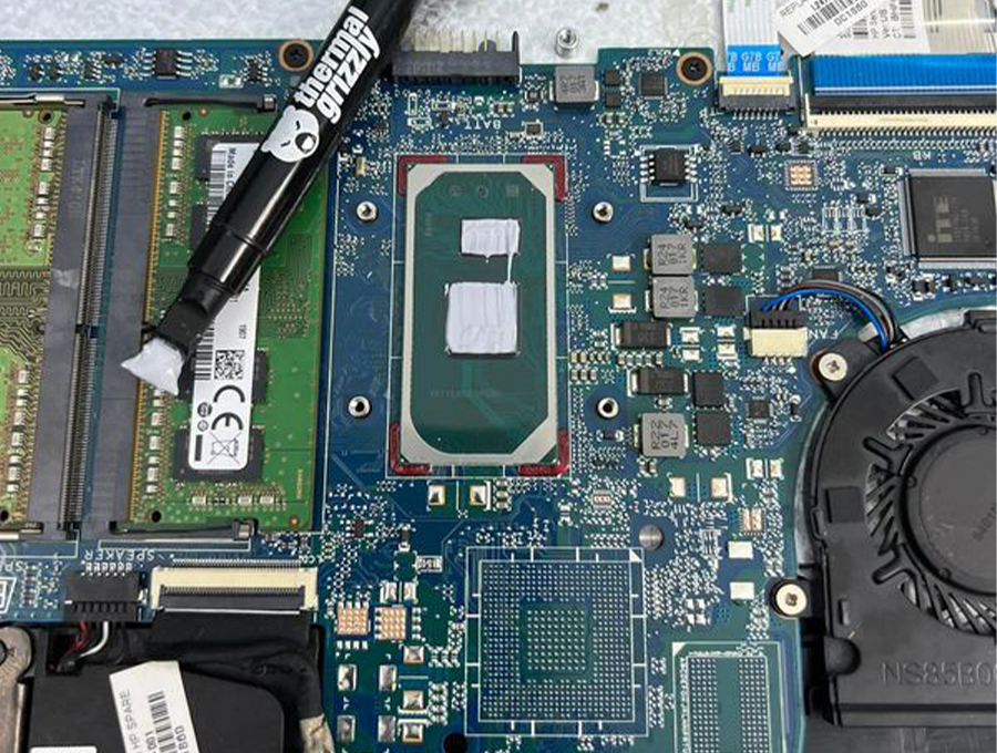 ve-sinh-laptop-tai-nha-tien-giang-01.jpg ve-sinh-laptop-bui-ban-02.jpg bao-tri-laptop-dinh-ky-03.jpg